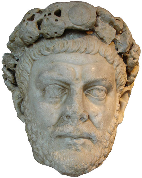 O imperador Diocleciano perseguia os cristãos e um dos perseguidos e presos foi São Nicolau de Mira, figura que inspirou a lenda do papai noel.