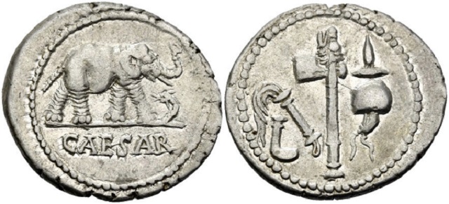 Veja famoso denário romano de Júlio César, que traz um elefante no anverso.