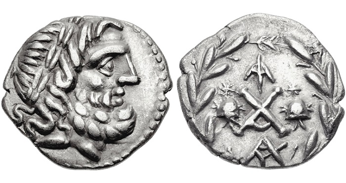 Moeda de prata cunhada em Esparta quando a pólis fazia parte da Liga Aqueia.
