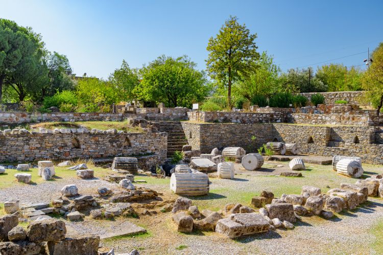 Ruínas do Mausoléu de Halicarnasso, que podem ser vistas na atual Bodrum, na Turquia.